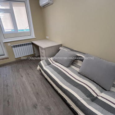 Продам квартиру, Большая Кольцевая ул. , 1 кім., 33 м², авторский дизайн 