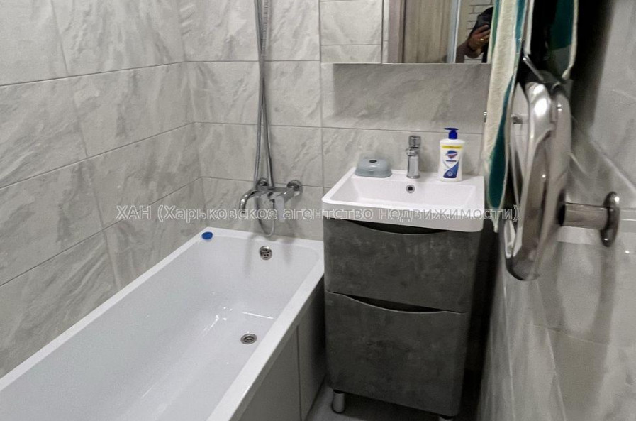 Продам квартиру, Большая Кольцевая ул. , 1  ком., 37 м², авторский дизайн 