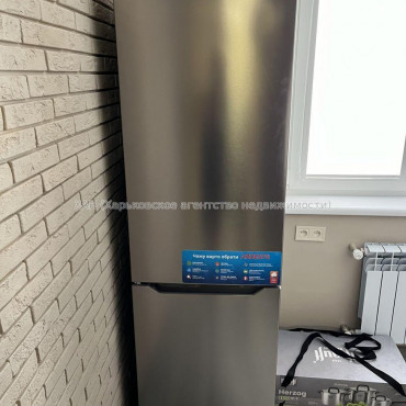 Продам квартиру, Большая Кольцевая ул. , 1 кім., 33 м², авторский дизайн 