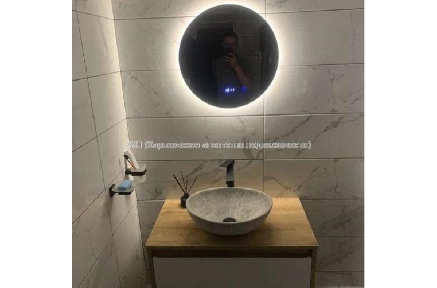 Продам квартиру, Переяславская ул. , 1 кім., 50 м², авторский дизайн 