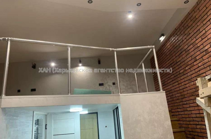 Продам квартиру, Переяславская ул. , 1 кім., 50 м², авторский дизайн 