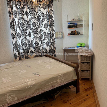 Продам квартиру, Велозаводская ул. , 2  ком., 58 м², авторский дизайн 