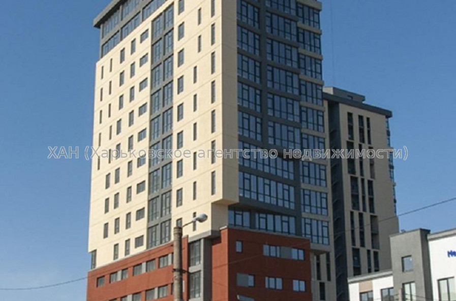 Продам квартиру, Молочная ул. , 3  ком., 85 м², без внутренних работ 