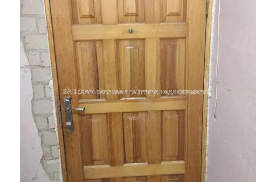 Продам квартиру, Ньютона ул. , 2 кім., 40 м², советский ремонт 