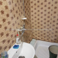 Продам квартиру, Ньютона ул. , 2  ком., 40 м², советский ремонт 