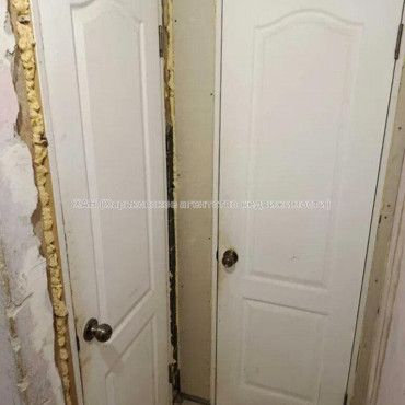 Продам квартиру, Ньютона ул. , 2 кім., 40 м², советский ремонт 