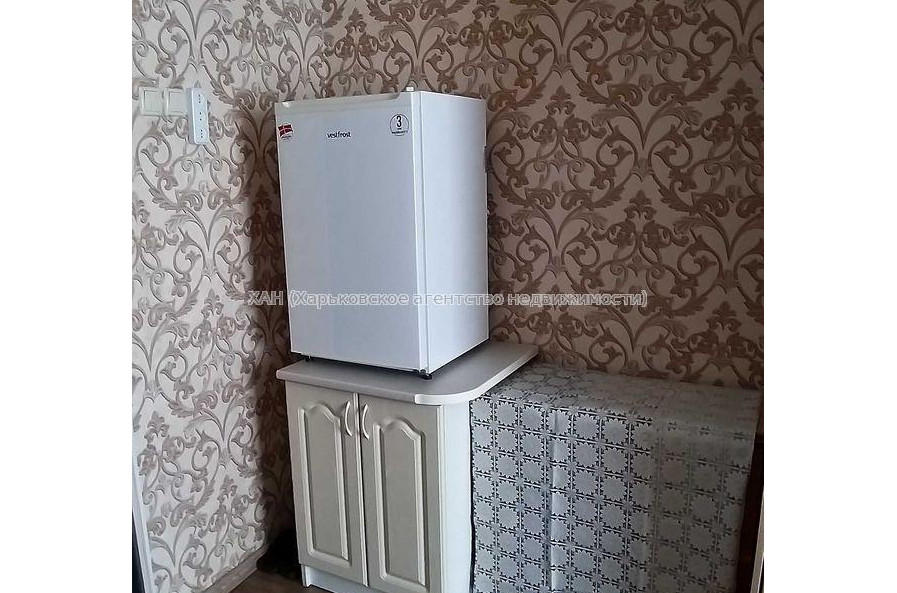 Продам квартиру, Светлая ул. , 1 кім., 20 м², косметический ремонт 