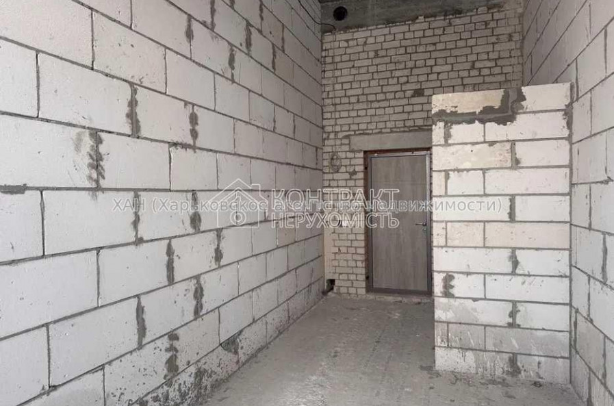 Продам квартиру, Веселая ул. , 1 кім., 18.60 м², без внутренних работ 