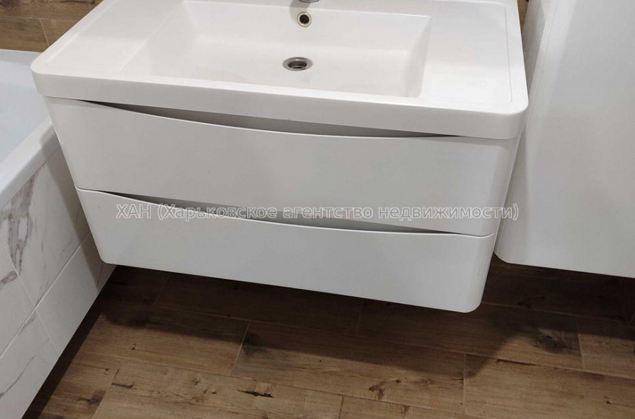 Продам квартиру, Профессорская ул. , 2 кім., 68.90 м², евроремонт 