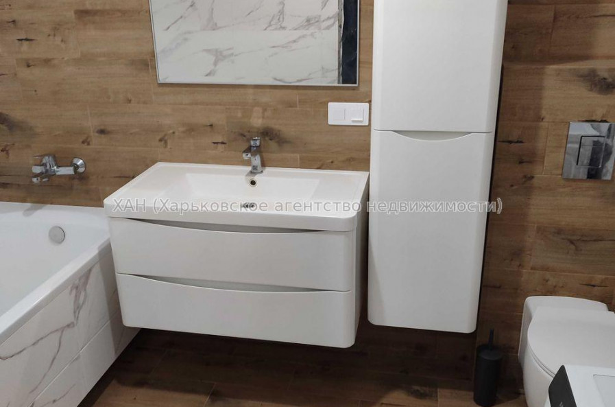 Продам квартиру, Профессорская ул. , 2 кім., 68.90 м², евроремонт 