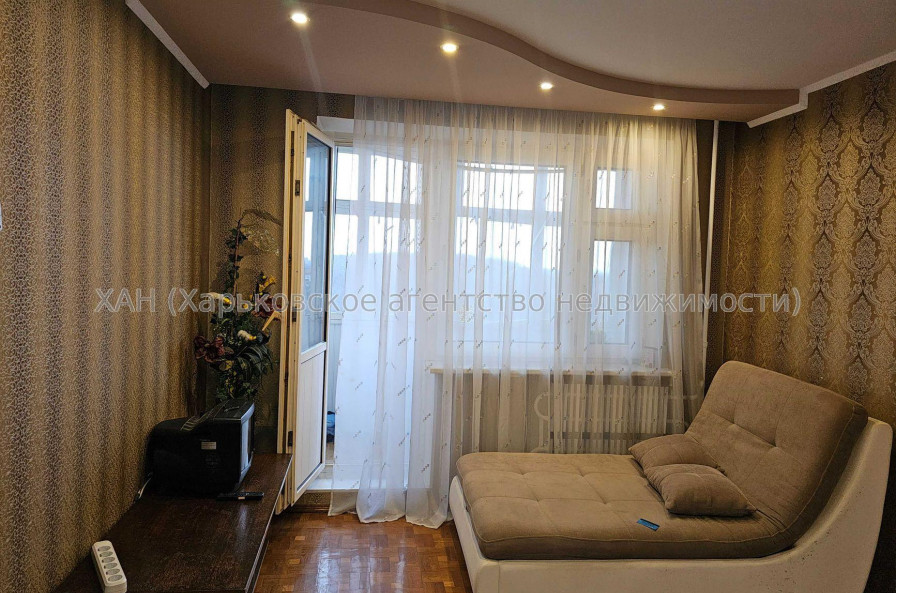 Продам квартиру, Юннатов ул. , 3 кім., 68.40 м², капитальный ремонт 