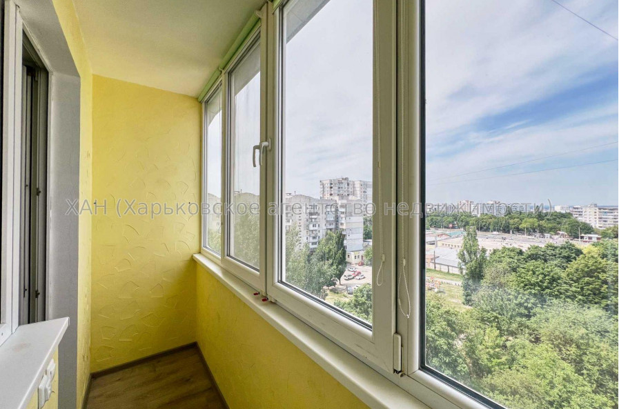 Продам квартиру, Салтовское шоссе , 4  ком., 87 м², капитальный ремонт 