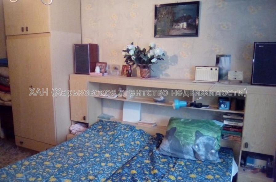 Продам квартиру, Богомольца ул. , 3  ком., 85 м², без ремонта 