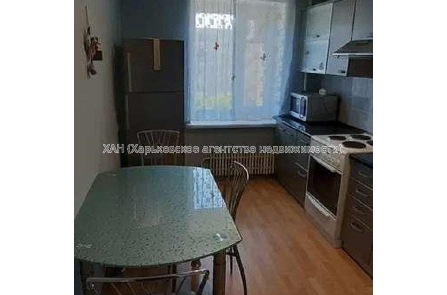 Продам квартиру, Полтавский Шлях ул. , 2 кім., 50 м², капитальный ремонт 