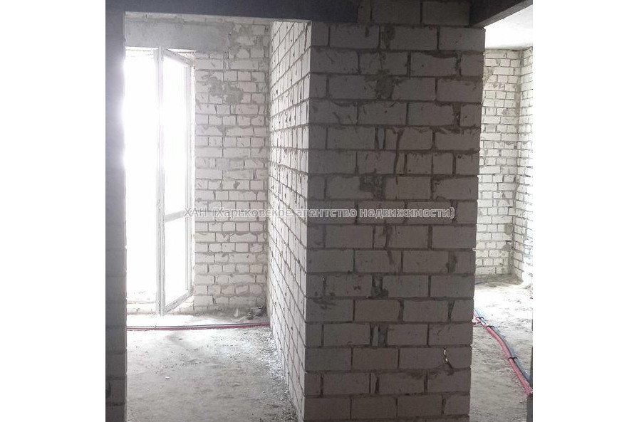 Продам квартиру, Шевченко ул. , 1  ком., 37 м², без внутренних работ 