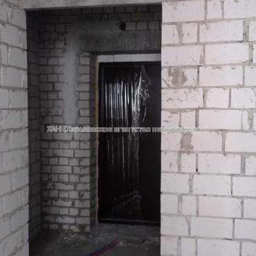 Продам квартиру, Шевченко ул. , 1 кім., 37 м², без внутренних работ 