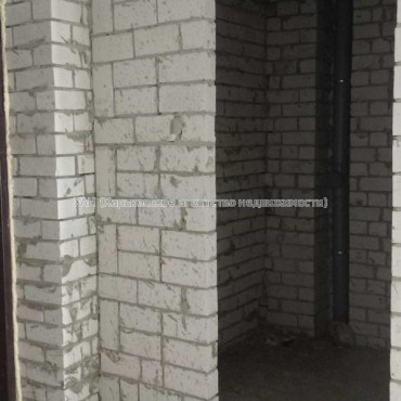 Продам квартиру, Шевченко ул. , 1 кім., 37 м², без внутренних работ 