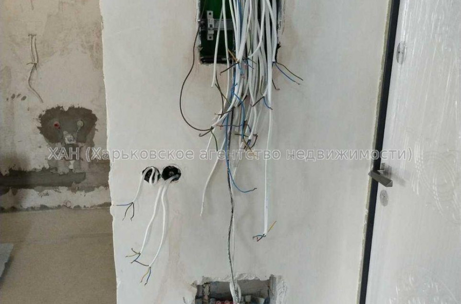 Продам квартиру, Гвардейцев Широнинцев ул. , 2  ком., 63 м², без отделочных работ 