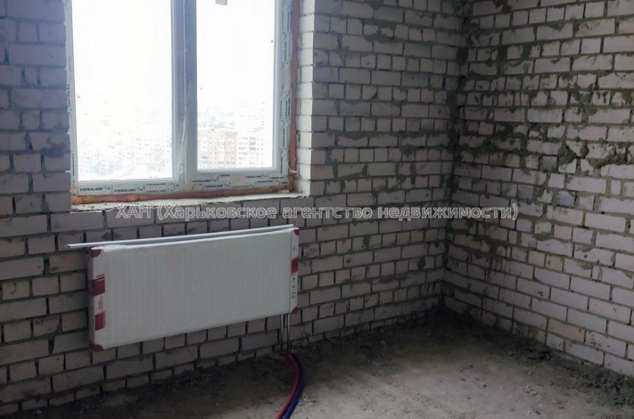 Продам квартиру, Борткевича ул. , 1  ком., 46 м², без внутренних работ 