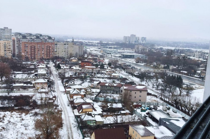 Продам квартиру, Борткевича ул. , 1  ком., 46 м², без внутренних работ 