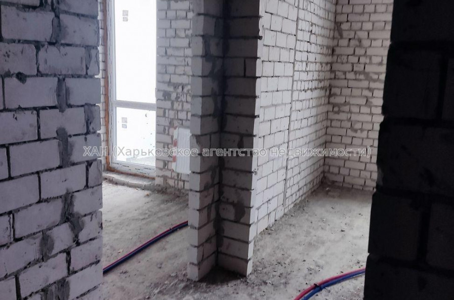 Продам квартиру, Борткевича ул. , 1  ком., 46 м², без внутренних работ 