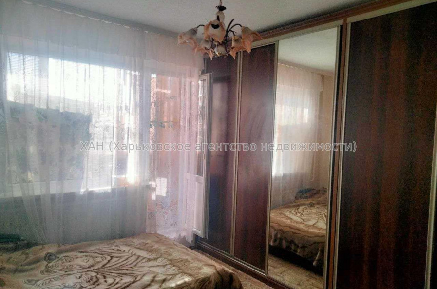 Продам квартиру, Волонтерская ул. , 2 кім., 52 м², косметический ремонт 