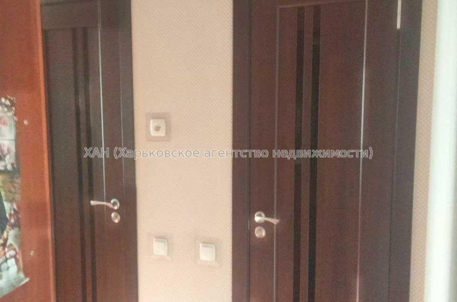Продам квартиру, Волонтерская ул. , 2 кім., 52 м², косметический ремонт 