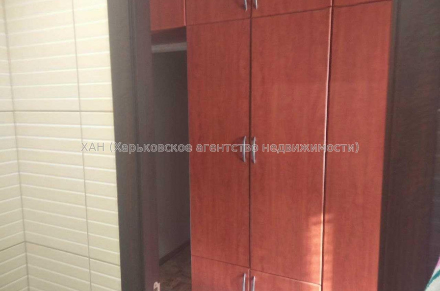 Продам квартиру, Волонтерская ул. , 2 кім., 52 м², косметический ремонт 