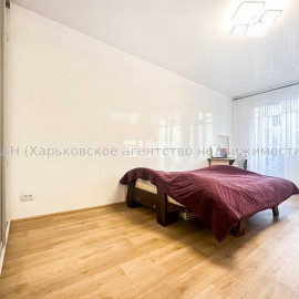 Продам квартиру, Тракторостроителей просп. , 2 кім., 44.90 м², советский ремонт