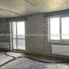 Продам квартиру, Героев Харькова просп. , 1  ком., 48 м², без внутренних работ