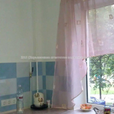 Продам квартиру, Бригады Хартия ул. , 1  ком., 33 м², капитальный ремонт 