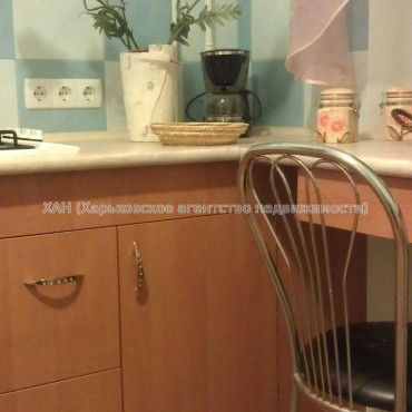 Продам квартиру, Бригады Хартия ул. , 1  ком., 33 м², капитальный ремонт 