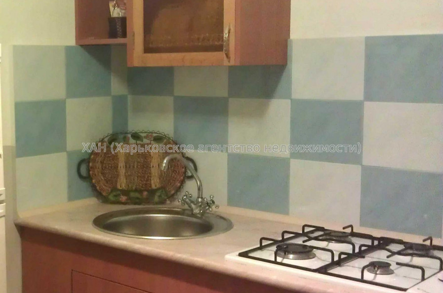 Продам квартиру, Бригады Хартия ул. , 1  ком., 33 м², капитальный ремонт 