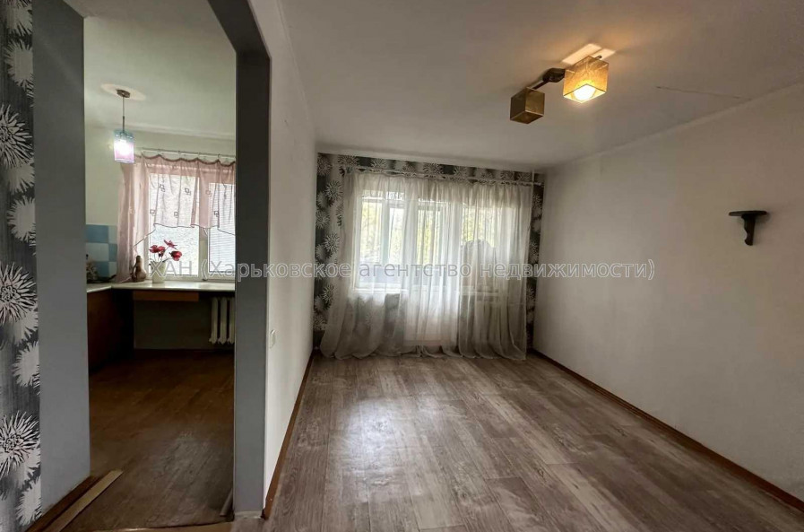 Продам квартиру, Бригады Хартия ул. , 1  ком., 33 м², капитальный ремонт 