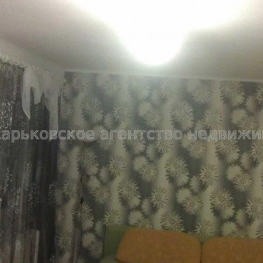 Продам квартиру, Бригады Хартия ул. , 1  ком., 33 м², капитальный ремонт 