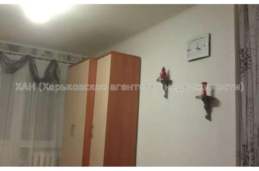 Продам квартиру, Ощепкова Андрея ул. , 1  ком., 33 м², капитальный ремонт 