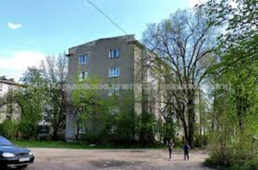 Продам квартиру, Каденюка ул. , 2 кім., 50 м², косметический ремонт 