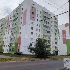 Продам квартиру, Мира ул. , 1 кім., 47 м², без внутренних работ