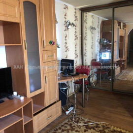 Продам квартиру, Клочковская ул. , д. 186Б , 2  ком., 44 м², косметический ремонт