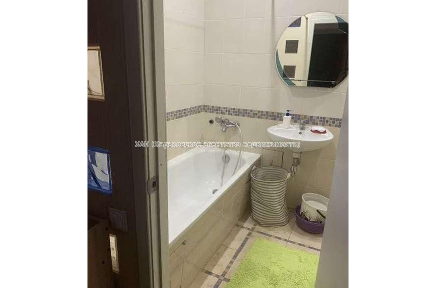 Продам квартиру, Мироносицкая ул. , 3 кім., 62.20 м², капитальный ремонт 