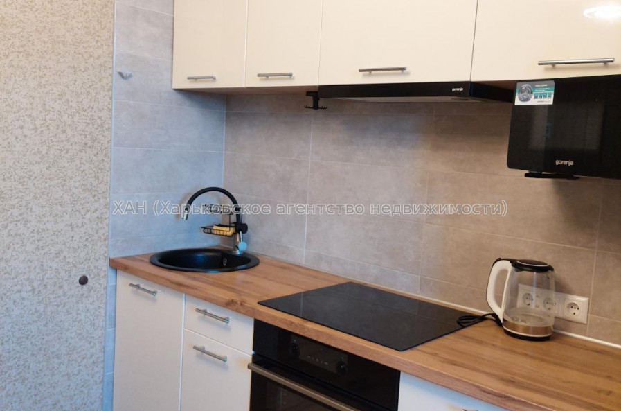 Сдам квартиру, Мира ул. , 1  ком., 40 м², евроремонт 