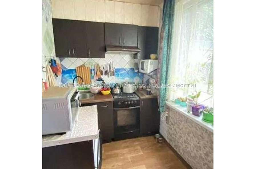 Продам квартиру, Полевая ул., Слободской район , 2  ком., 50 м², косметический ремонт 