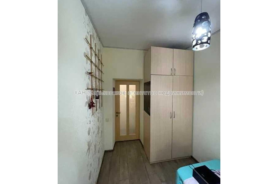 Продам квартиру, Харьковских Дивизий ул. , 3 кім., 60 м², евроремонт 