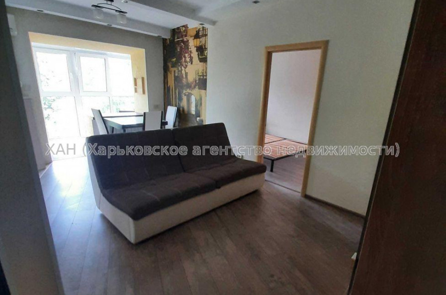 Продам квартиру, Харьковских Дивизий ул. , 3 кім., 60 м², евроремонт 