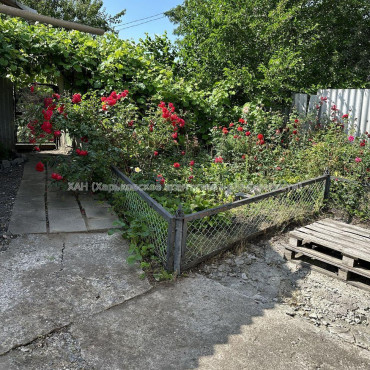 Продам будинок, Папанина ул. , 100 м², 5 соток, советский ремонт 