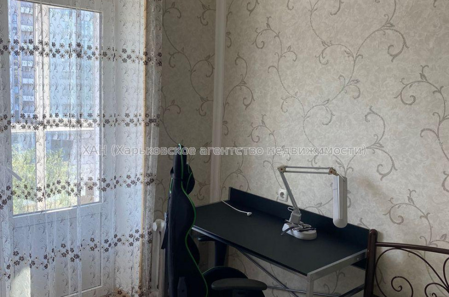 Продам квартиру, Павловская площ. , 2  ком., 56 м², капитальный ремонт 