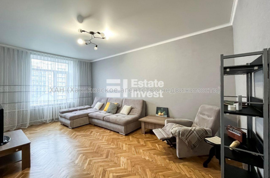 Продам квартиру, Павловская площ. , 2  ком., 56 м², капитальный ремонт 