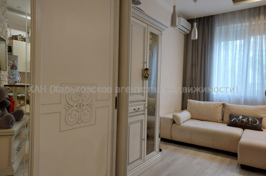 Продам квартиру, Библика ул. , д. 4 , 1  ком., 35 м², евроремонт 