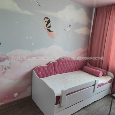 Продам квартиру, Валентиновская ул. , 3  ком., 65 м², авторский дизайн 