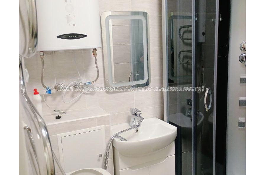 Продам квартиру, Тракторостроителей просп. , 2  ком., 47 м², капитальный ремонт 
